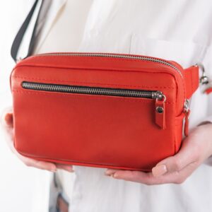 Універсальна шкіряна бананка